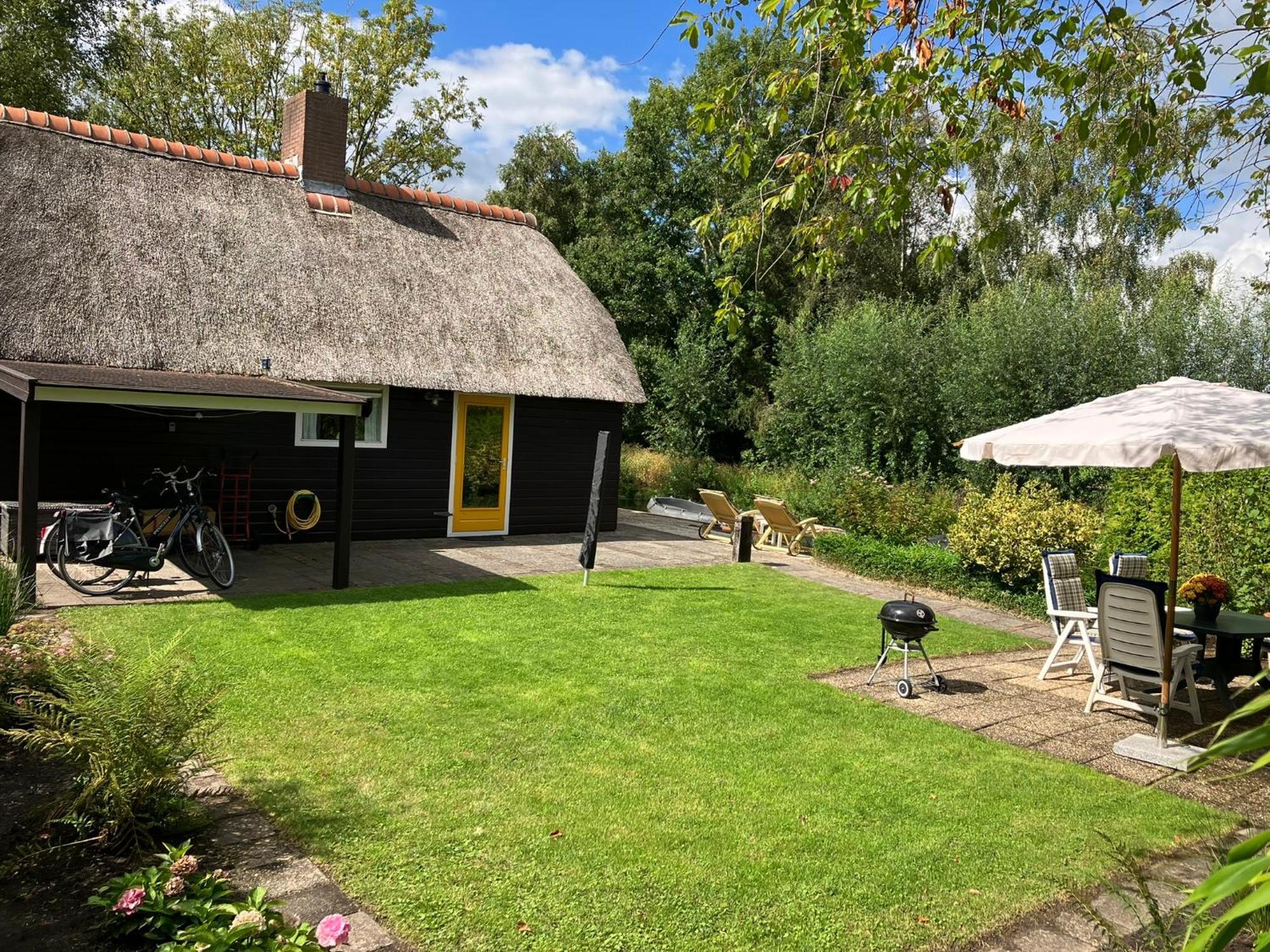 Oasis Giethoorn Villa Exterior photo