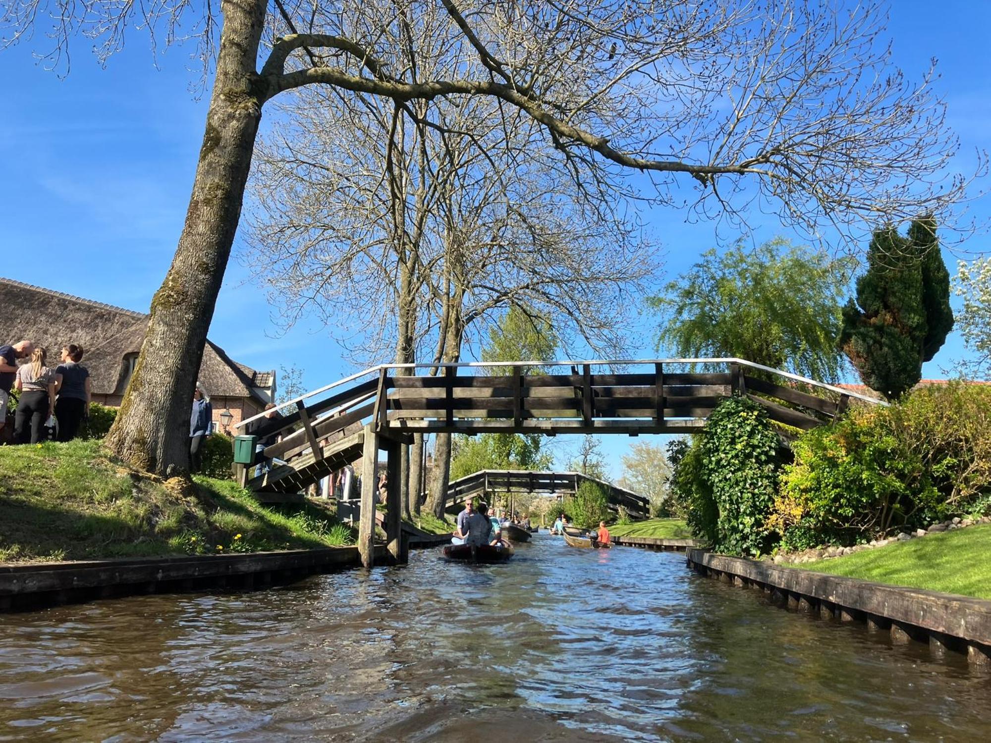 Oasis Giethoorn Villa Exterior photo